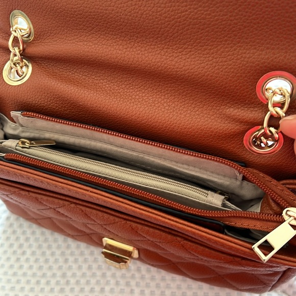 Free Crossbody bag for $40+ purchase - Picture 3 of 5